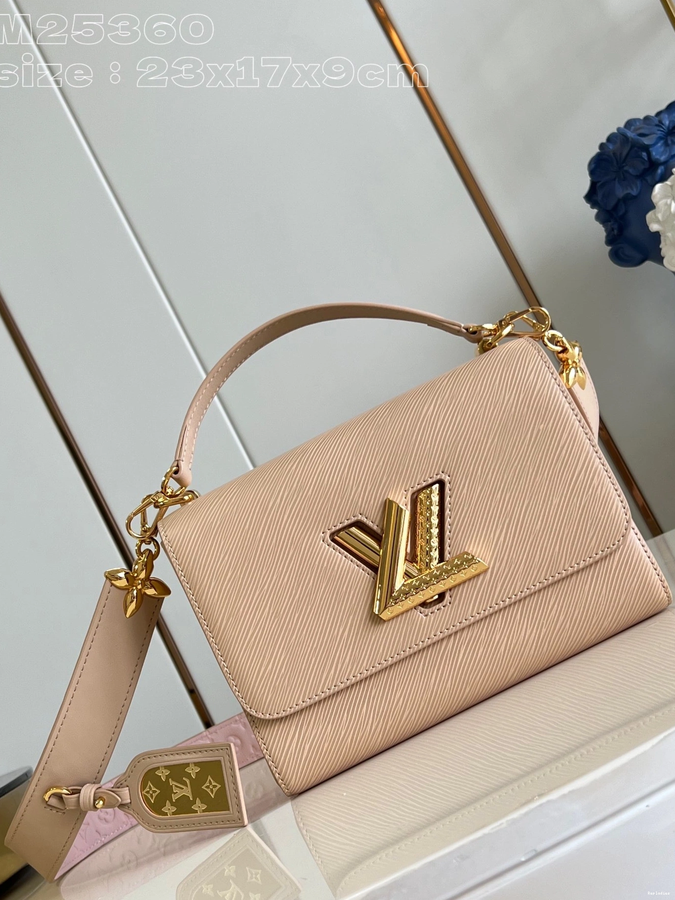 Cheap VUITTON LOUIS MM-23*17*9.5CM TWIST 0722